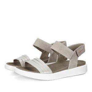 Ecco Flowt Women’s Flat Sandal size 39. Light use.